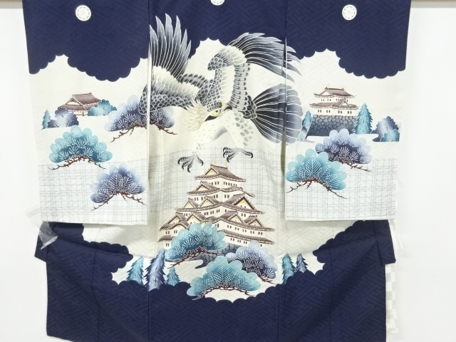 リサイクル　城に鷹模様刺繍紋付男児着物(内袖・長襦袢付き)